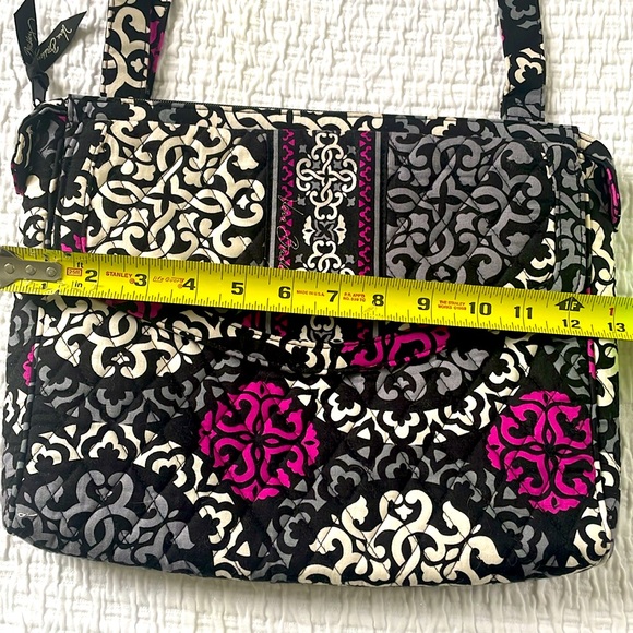 Vera Bradley Cranberry Magenta Envelope Style Bag - Picture 10 of 11